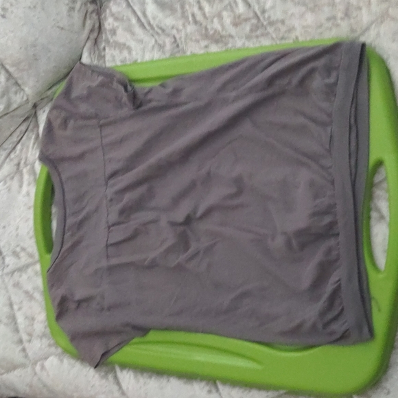 GREY PULLOVER V-NECK SHORT SLEEVE BLOUSE (L) - Picture 3 of 3